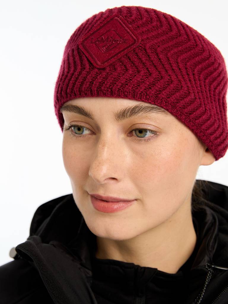 it05651_studio_lilaheadband_ember_0002